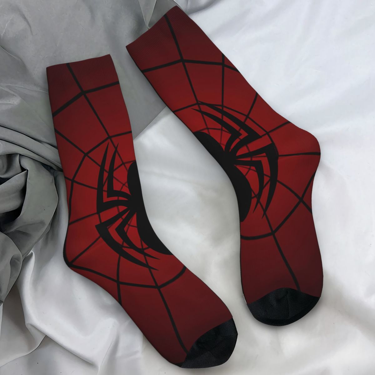 Red Spider Socks Anime Cartoon - Outdoor Sport Hose 评论和价格